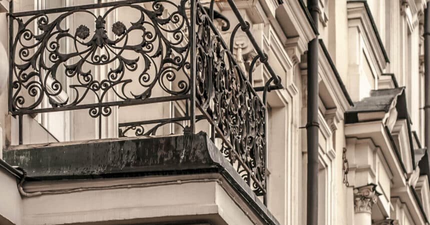How Custom Iron Balconies Add Elegance to Any Home Blog-Image