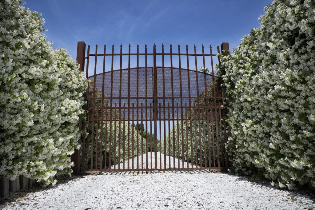 Single gate benefits